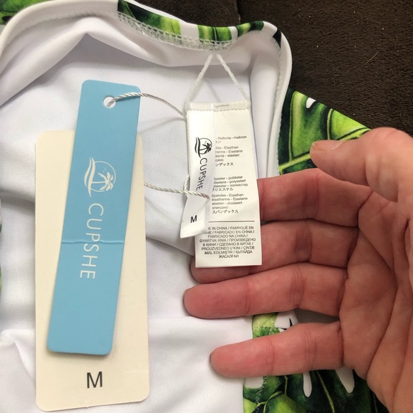 Cupshe bikini. - Picture 3 of 7